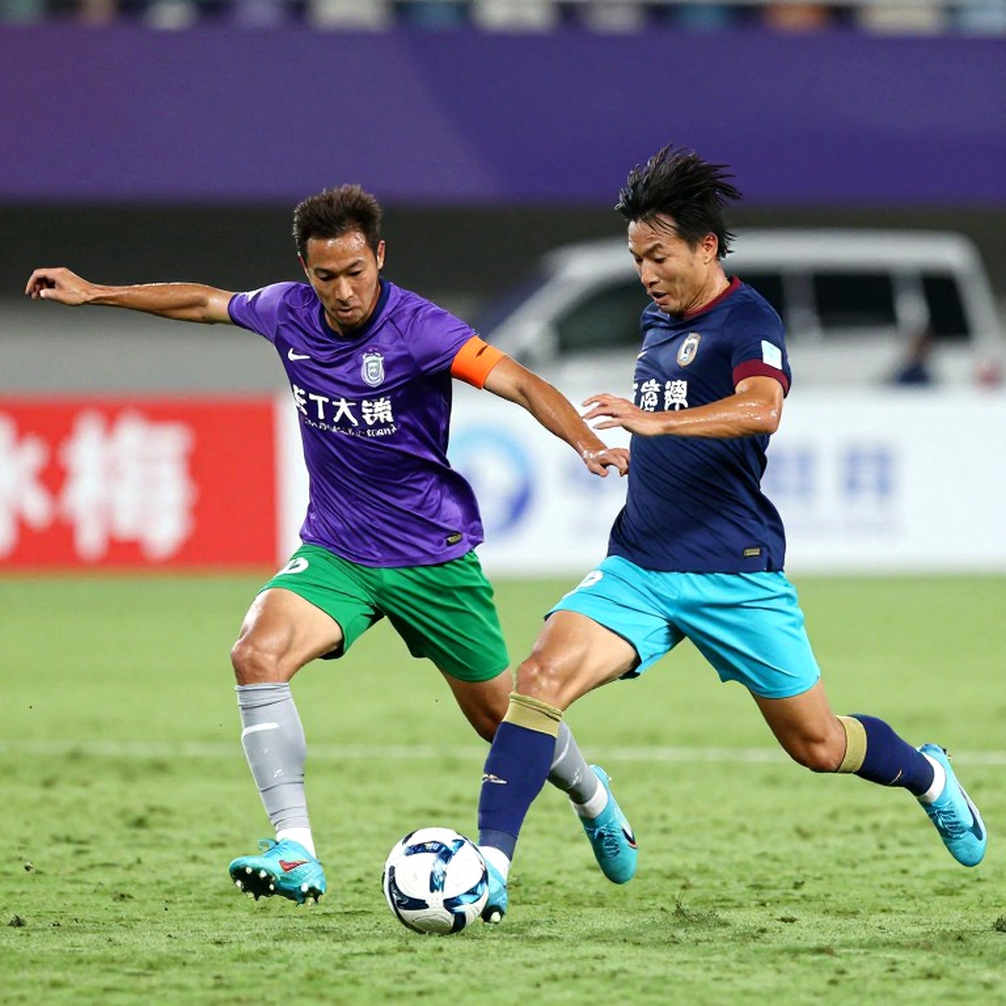 CAHN thua Hà Nội FC: bốn phút sau bàn gỡ hòa, cánh trái vẫn bỏ ngỏ