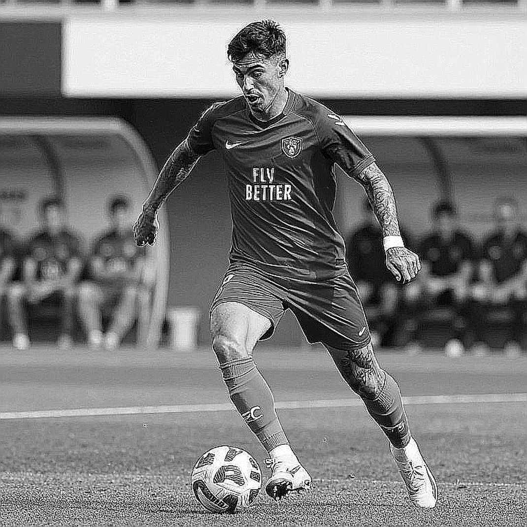 Real Madrid, 300 triệu euro và một hệ thống không tồn tại: Cái giá của việc mua ngôi sao mà quên xây nhà